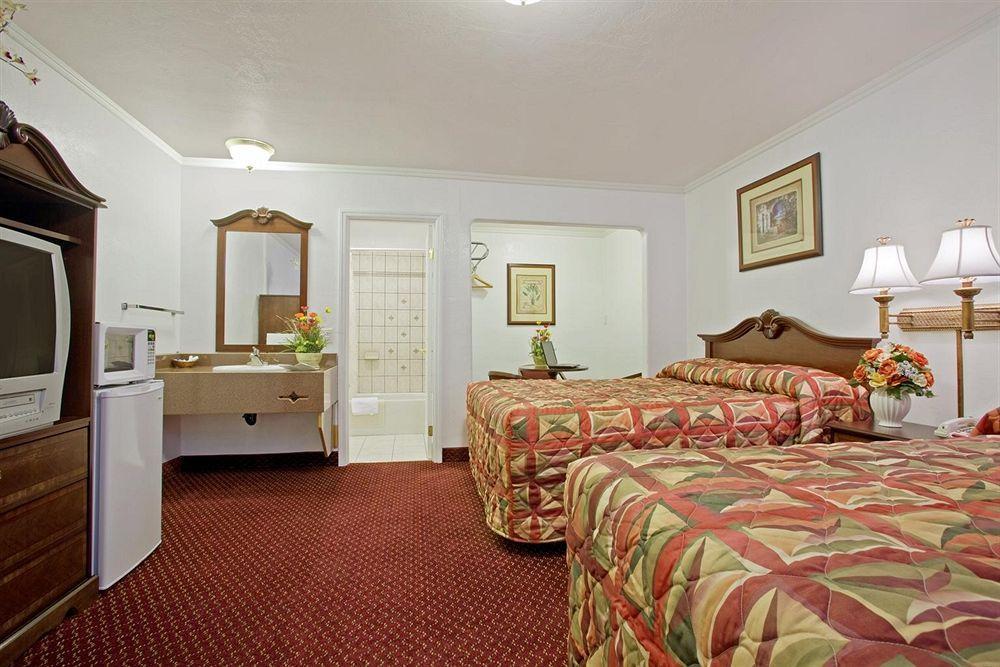 Americas Best Value Inn&Suites Klamath Falls Exterior foto